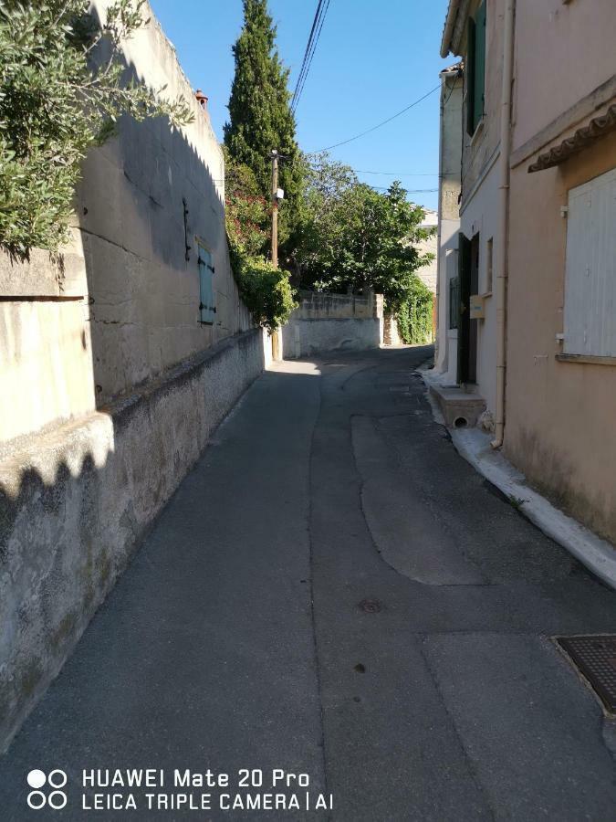 Charmante Maison En Provence Fontvieille Eksteriør billede