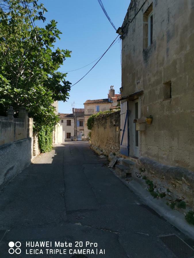 Charmante Maison En Provence Fontvieille Eksteriør billede